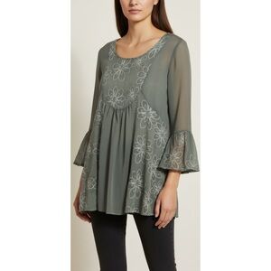 CALSTYLE embroidered romantic boho tunic top size L ethereal bell sleeve shirt